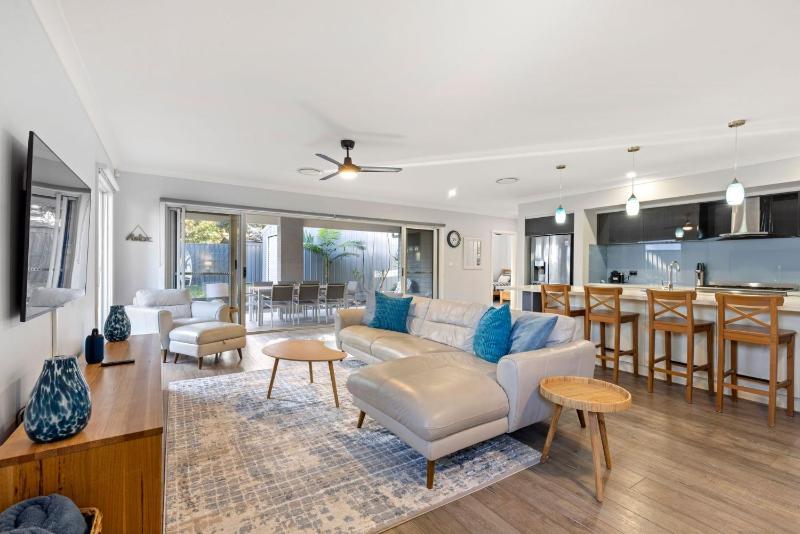 Callala Blue - Pet Friendly - Community Pool - image 2