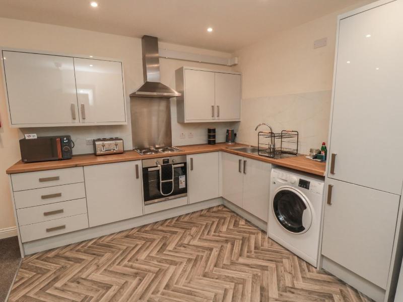 The Newborough Apartment 3 - image 15