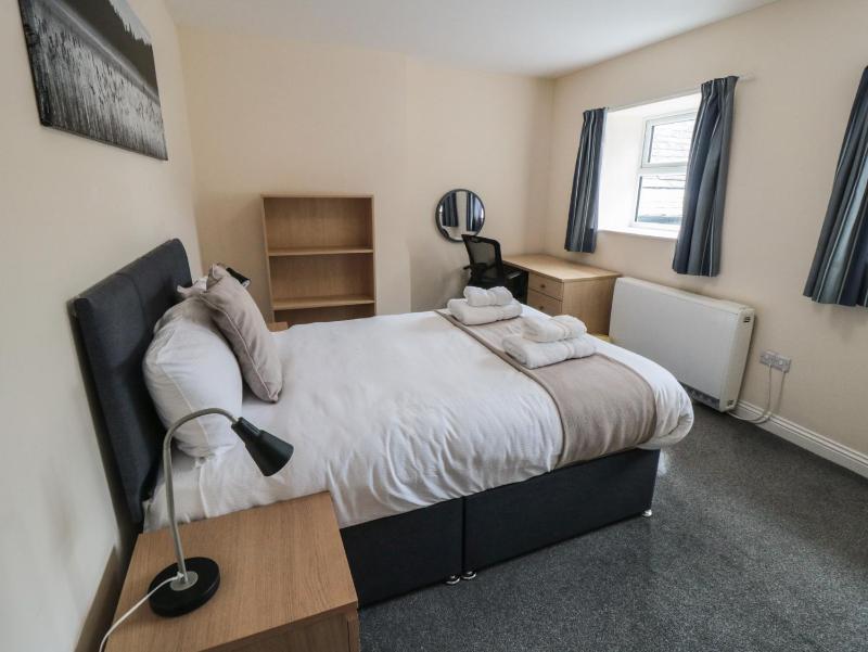 The Newborough Apartment 3 - image 10
