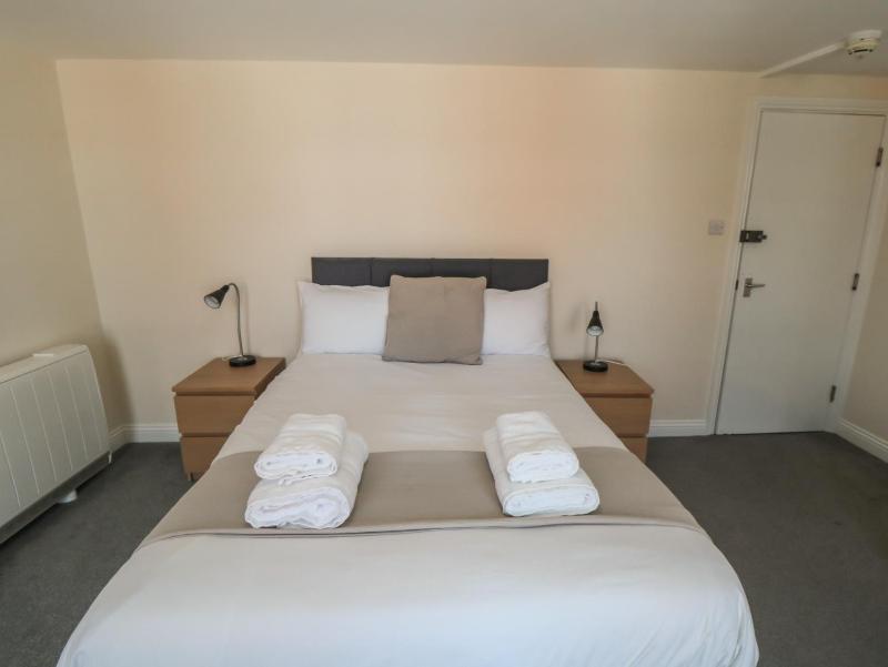The Newborough Apartment 4 - image 7