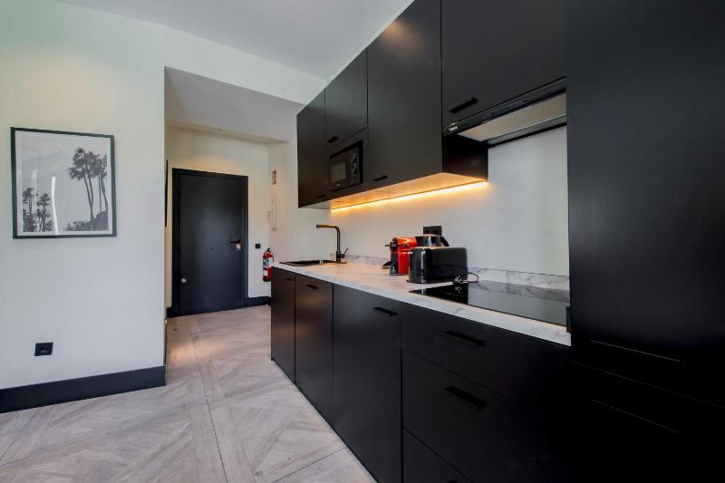 Chic Apt para 4pax en Plaza del Carmen-Gran Via E2 - image 8