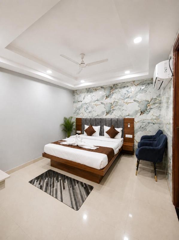 hotel glory - image 2