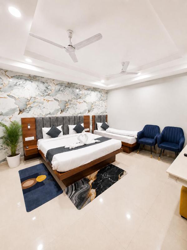 Hotel Glory - image 3