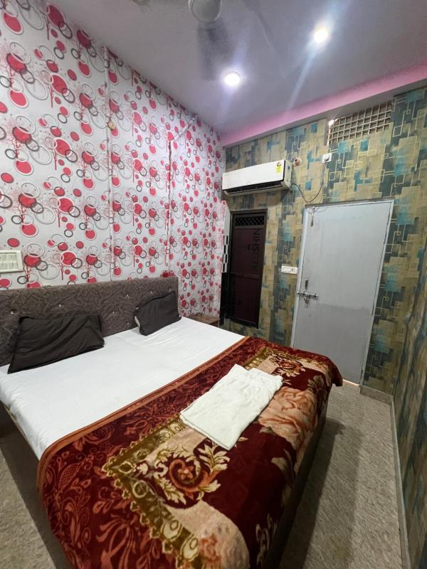 Shri Kashi Vishwanatham guest house - image 7