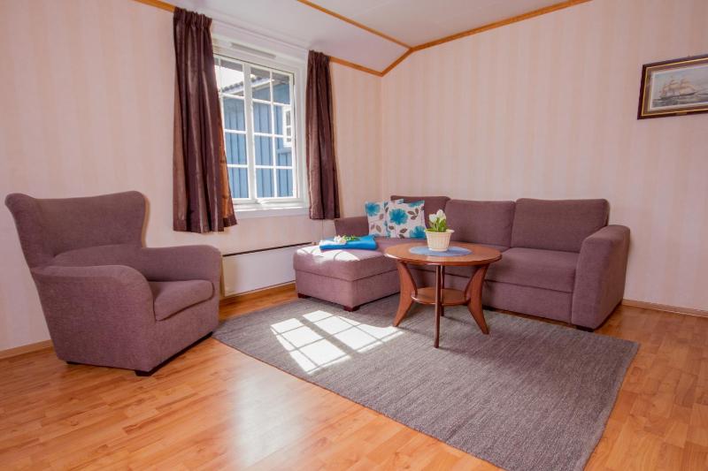 Studio Apartment image 2