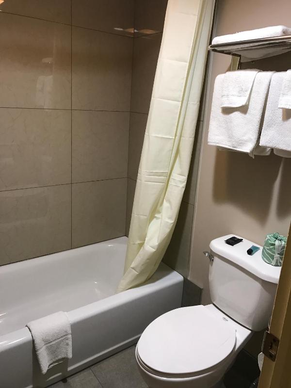 Double Room with Two Double Beds - Non-Smoking image 2