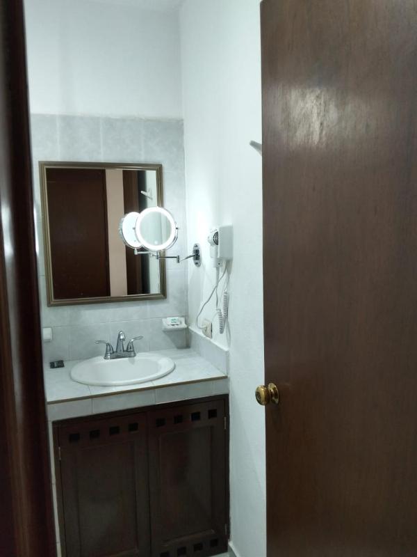 Hotel Los Girasoles - image 16