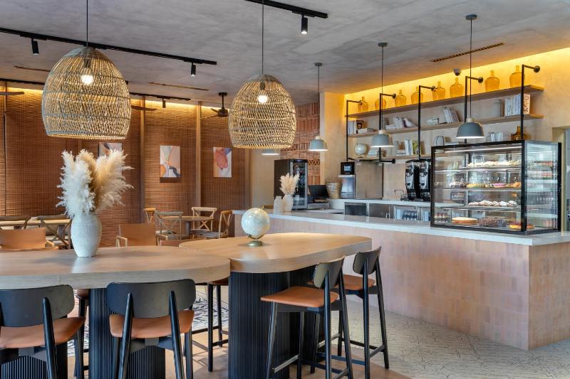 Novotel Valencia Lavant - image 9