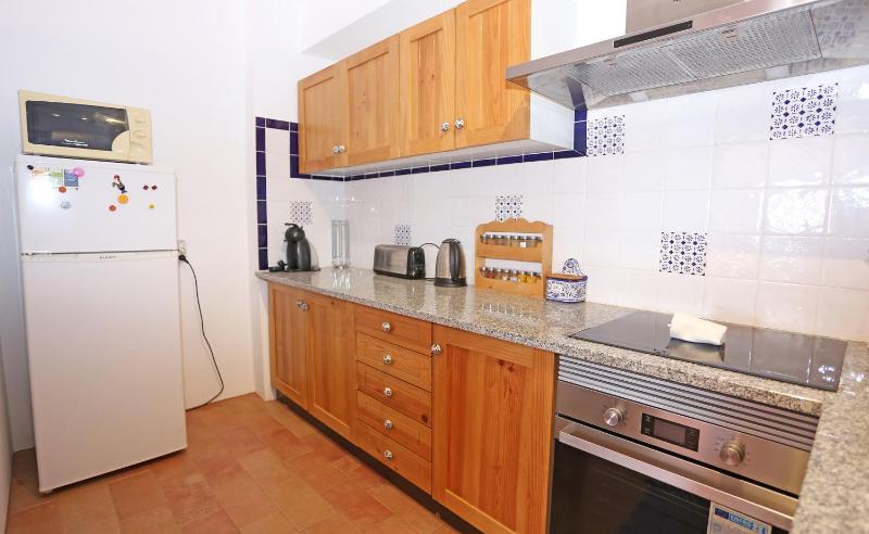 B107 - Lightheart Praia da Luz Flat - image 9
