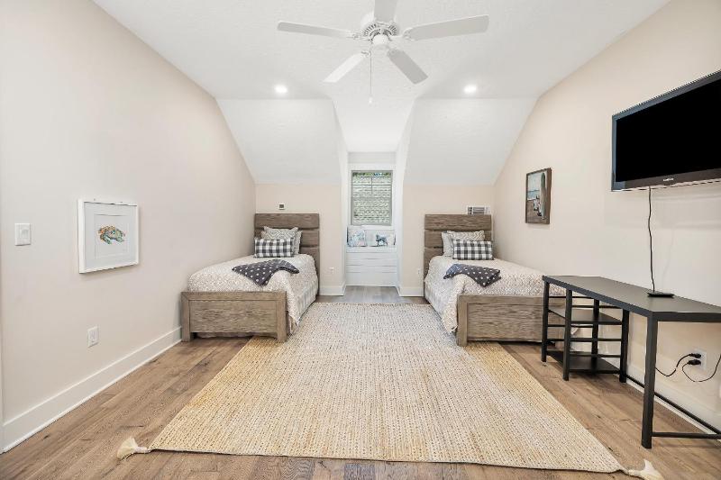 Oak Isle Cottage - image 13