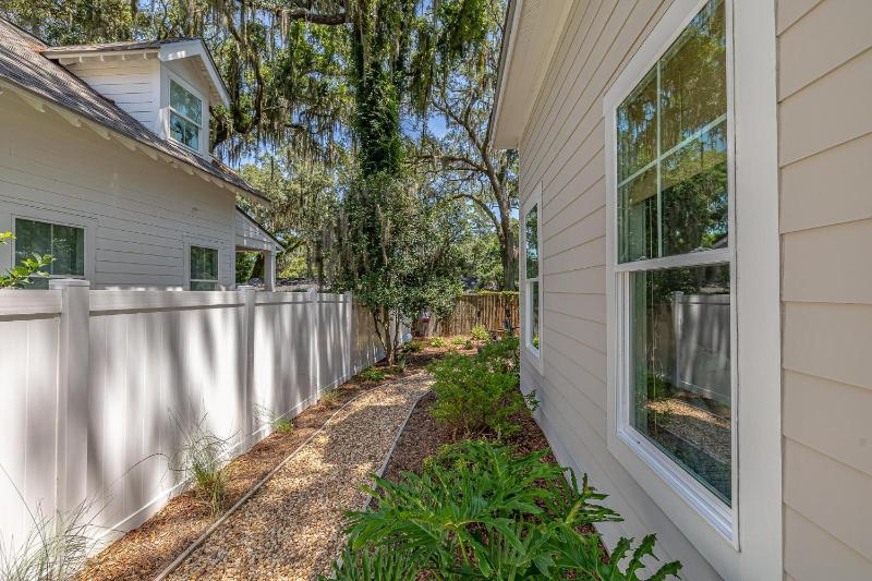Oak Isle Cottage - image 9