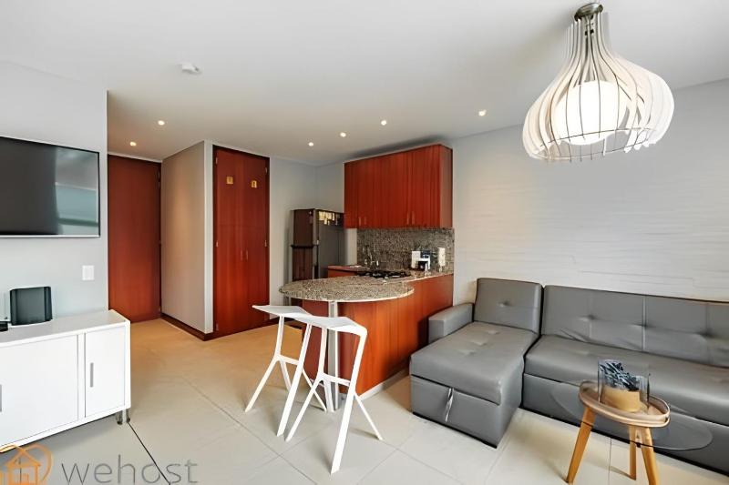 Stylish 1BR • AC • Pool & Gym • Provenza Area - image 9