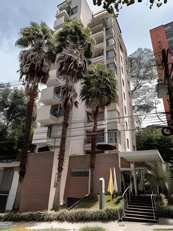 2BR 3th Fl • Terrace Views • close Provenza - image 8