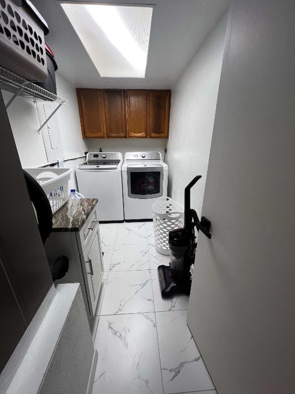 Cape Coral Waterfront Condo- A Boater's Dream - image 27