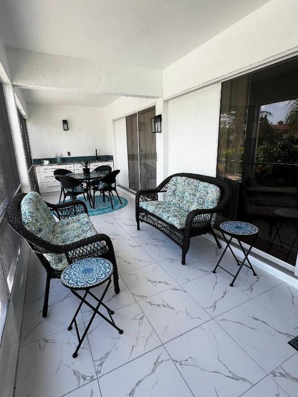 Cape Coral Waterfront Condo- A Boater's Dream - image 31