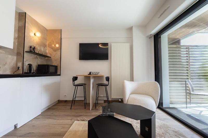 Studio élégant proche de la mer - image 3
