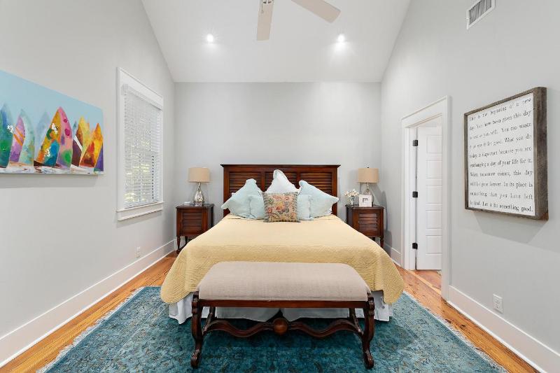 1052 Village Oaks Lane - image 4
