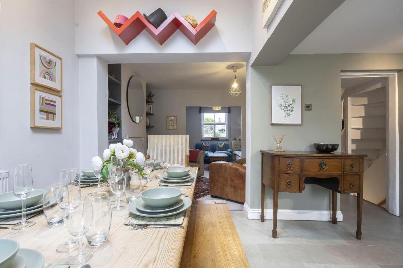 Charming 3-Bedroom Home with Cosy Log Burner - image 13