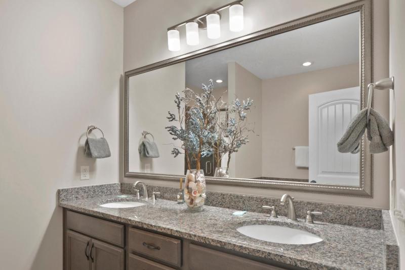 Kirkland Cottage - image 32