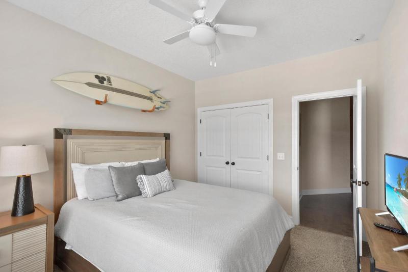 Kirkland Cottage - image 20
