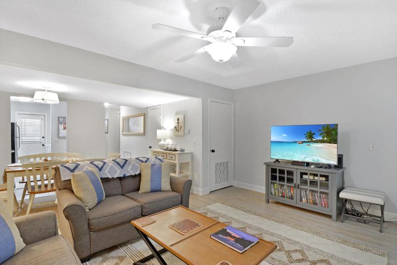 Coral Cottage - image 23