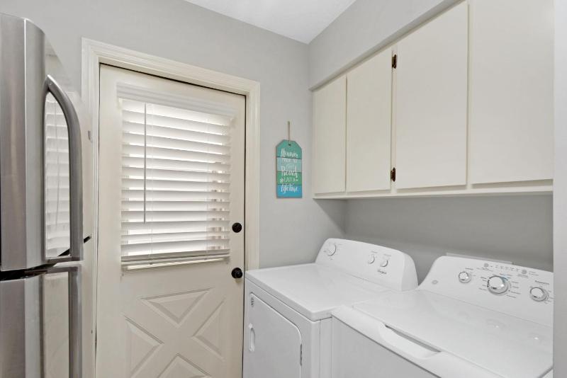 Coral Cottage - image 12