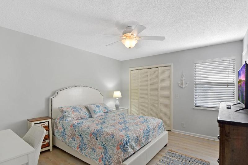 Coral Cottage - image 7