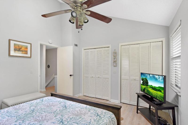 Coral Cottage - image 11