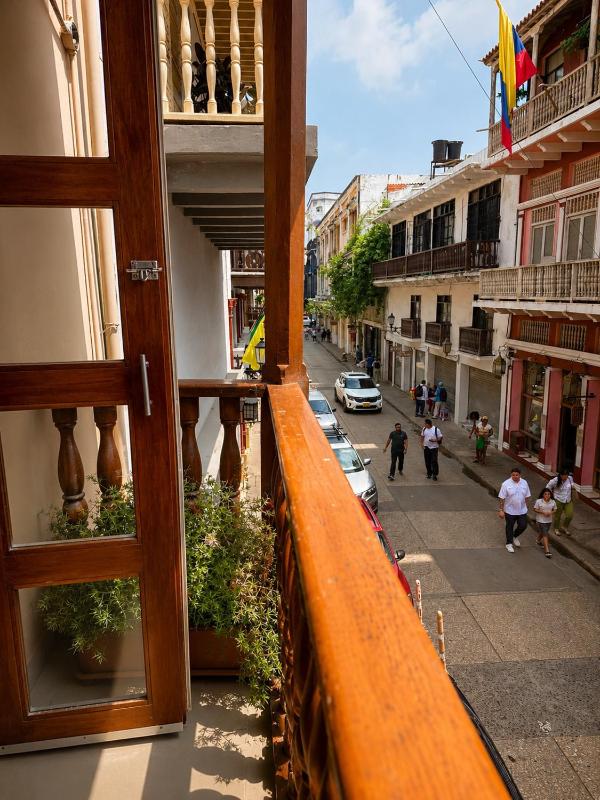 ETHNIC Thematic Hotel - image 4
