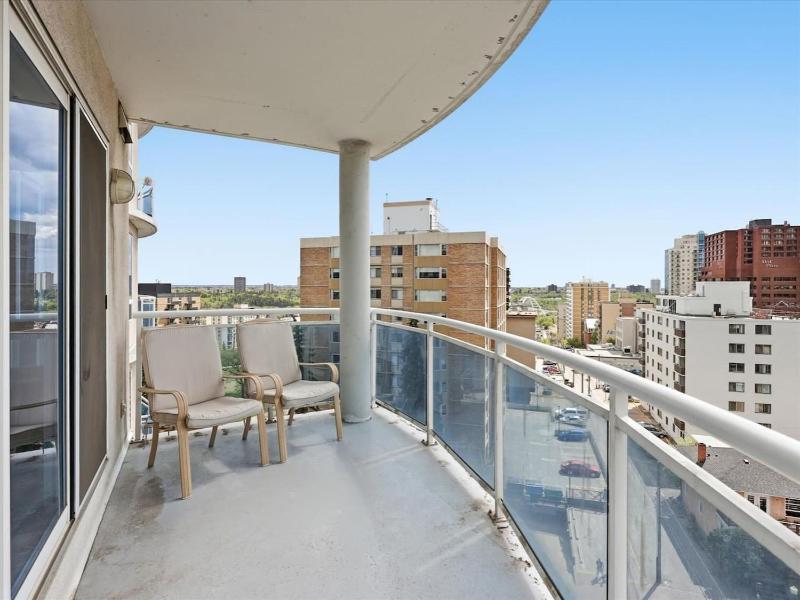 Central & Secure Downtown YEG Condo w UG Parking - image 8