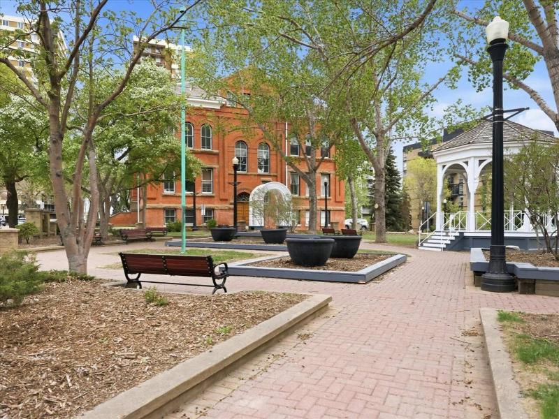 Central & Secure Downtown YEG Condo w UG Parking - image 7