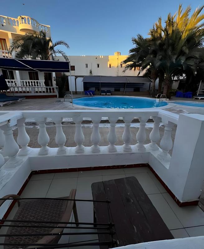 Octopus Hotel - image 49