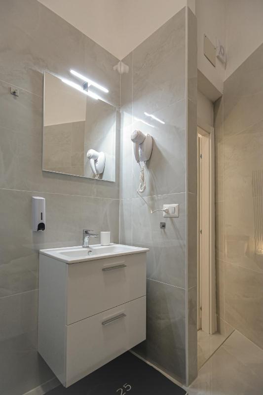 Cariati 25 Suite Napoli - image 14