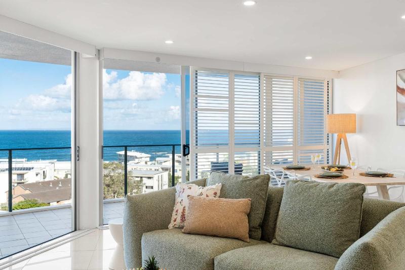 Providence Oceanview Escape with Shared Pool & Spa - image 44