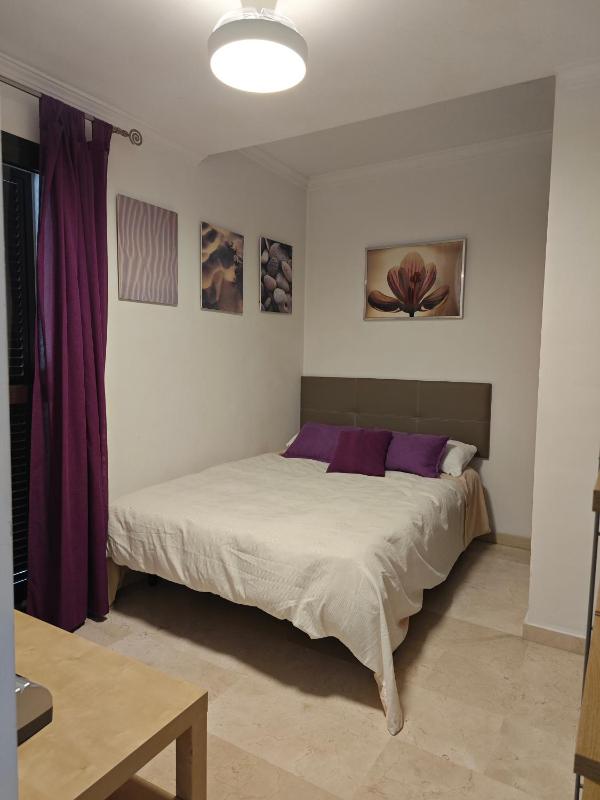Apartamento Los Remedios Con Patio Andaluz - image 30