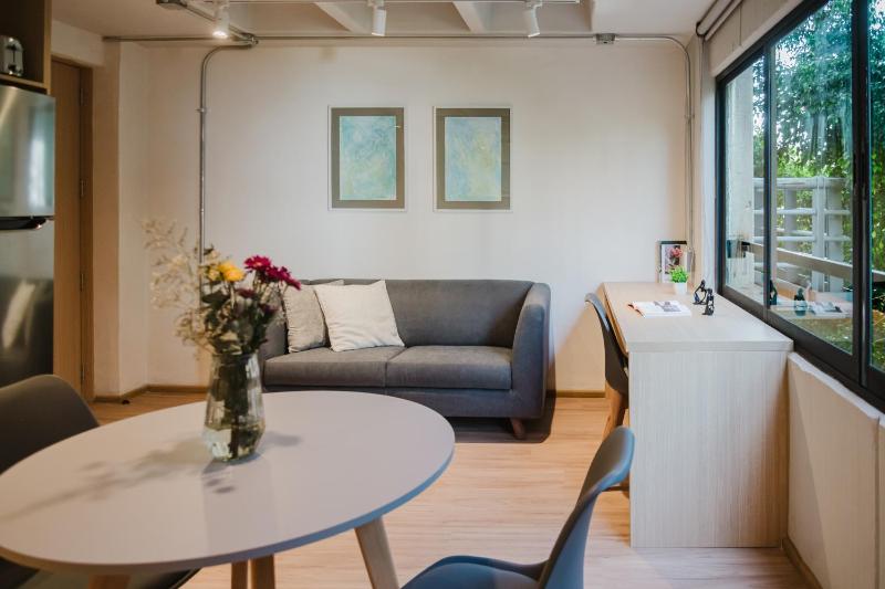 Praga Suites 7 Great 1BR Fast WiFi Beautiful View - image 8