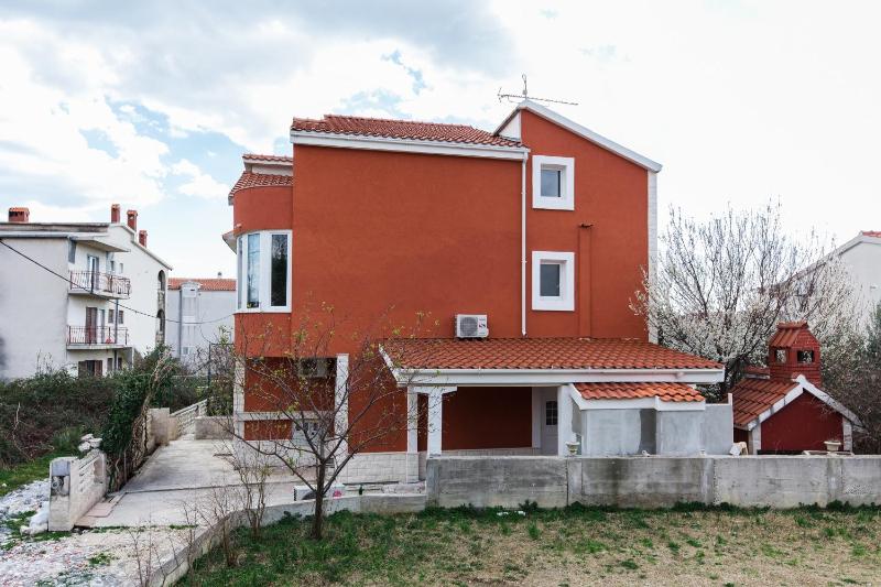 Apartments with parking space Kastel Stafilic Kastela - 27426 - image 13