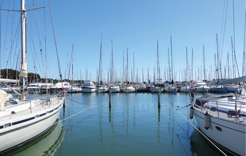 Amazing Apartment In Le Grau Du Roi With Wifi - image 23