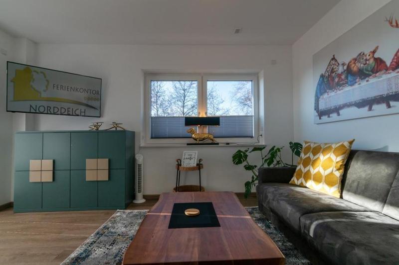 Penthouse-Deck-8 - image 2