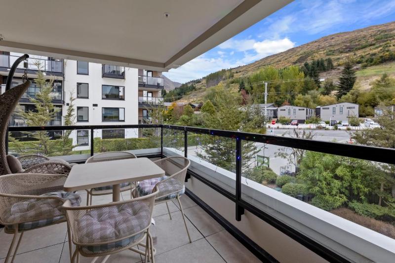 Apres Escape - 3 Bed - image 5