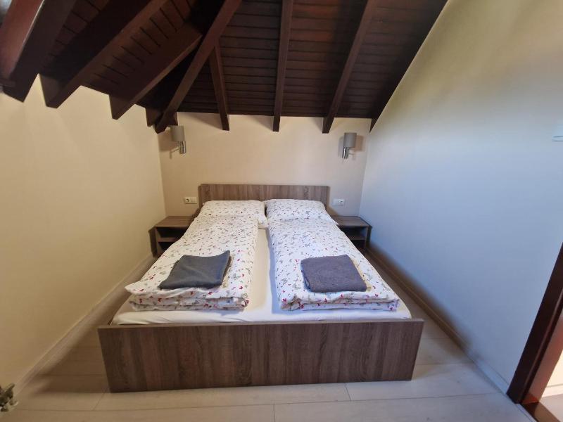 Richie I Apartman & Pool - image 31