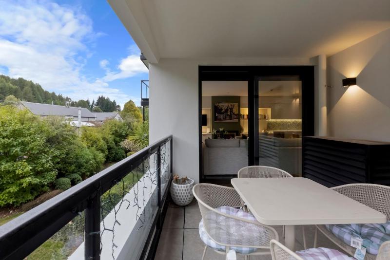 Apres Escape - 3 Bed - image 3