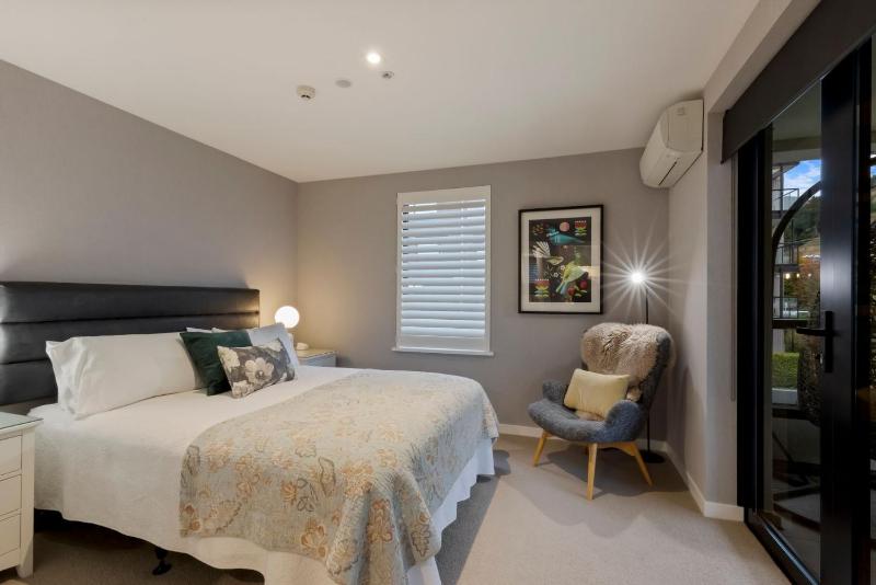 Apres Escape - 2 Bed - image 16