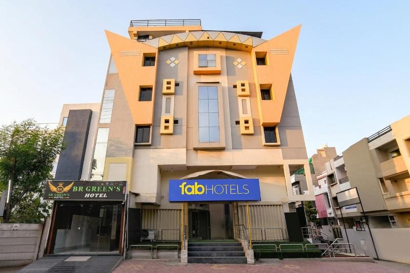 BR Green' Hotel - image 19