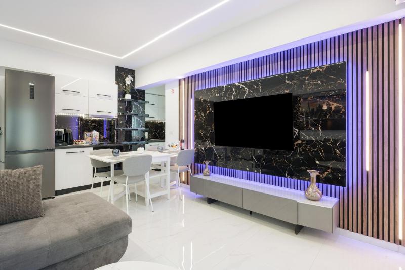 Sunset Legacy Apartments - image 6