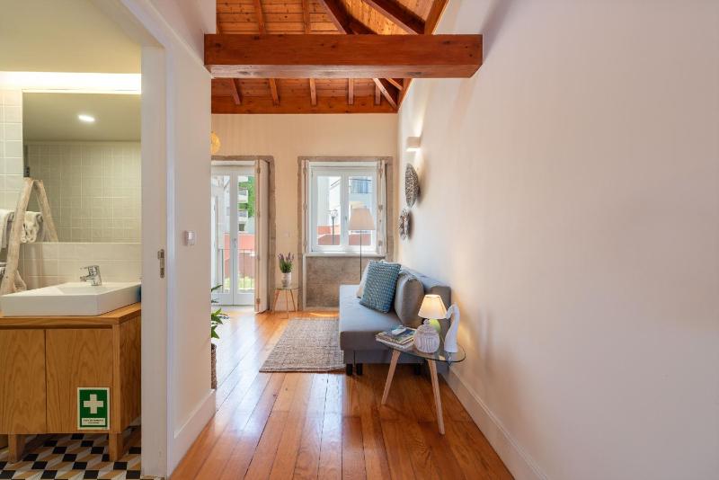 BmyGuest - Almada Loft Apartment - image 17