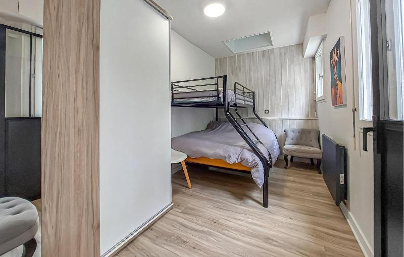 Appartement Proche Plage - image 7