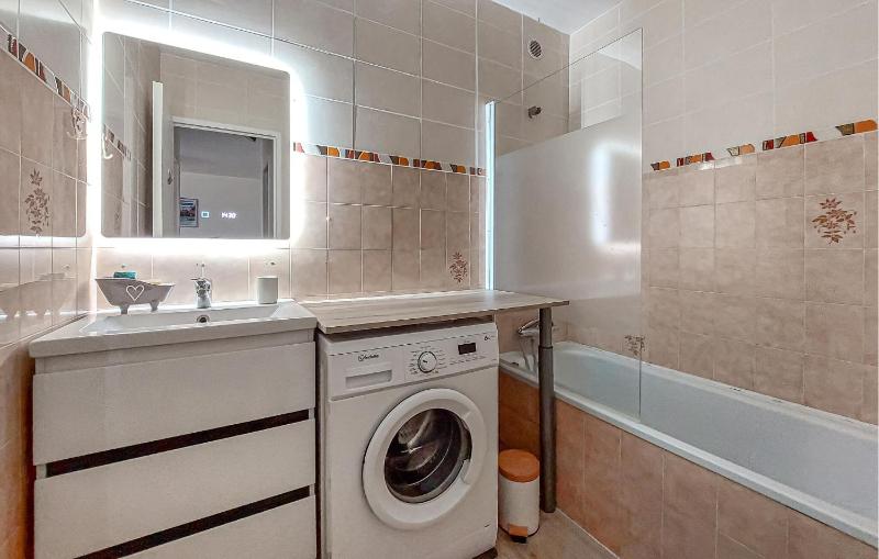 Appartement Proche Plage - image 6