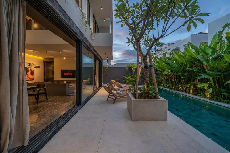 Villa Memoria - Stylish 4BR Luxury Villa in Umalas - image 45