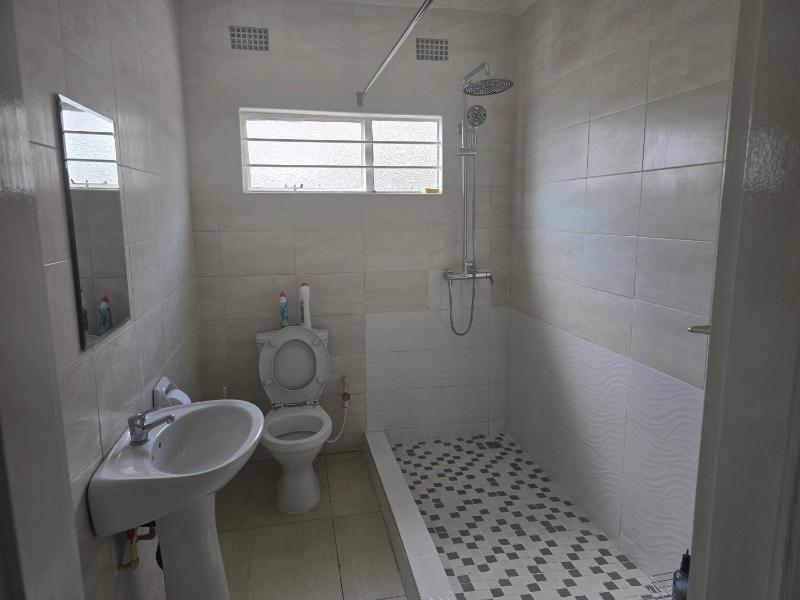 Zuba Self-Catering Apartments - image 6